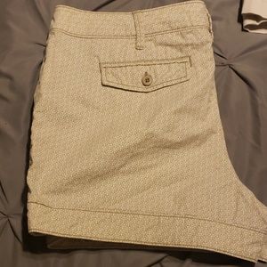 Gap shorts